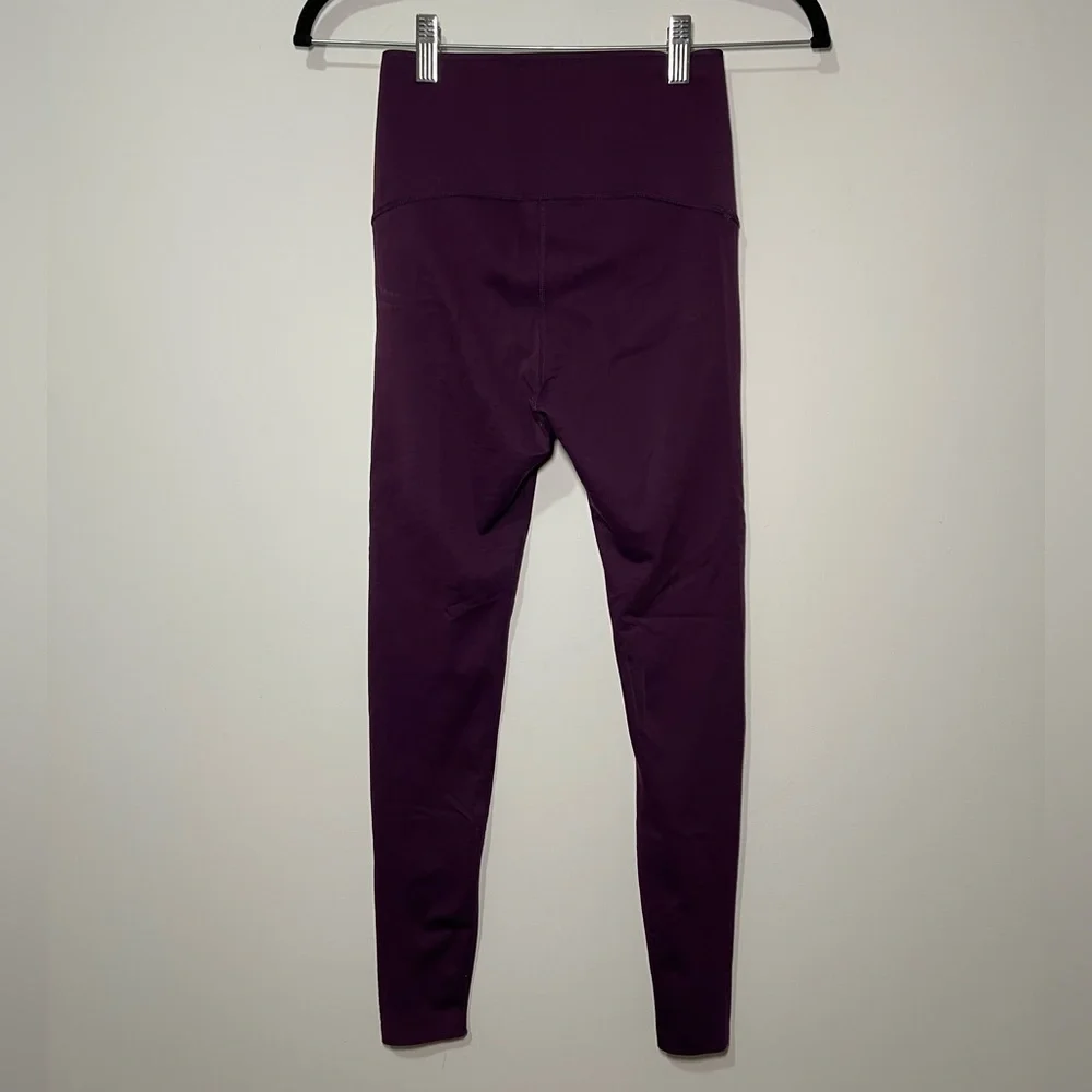 Fanka Deep Purple Reversable body sculpt High Rise Leggings in XS-S - Picture 11 of 12